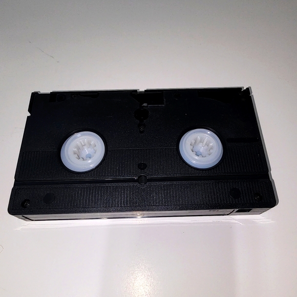 E.T. VHS Movie - Picture 6 of 6